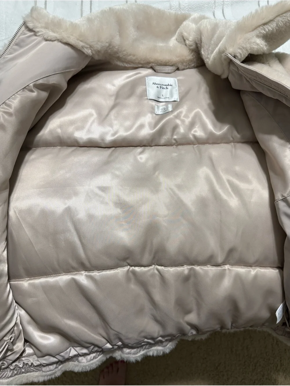 Abercrombie & Fitch Light Cream Faux Fur-Lined Jacket - Picture 7 of 11